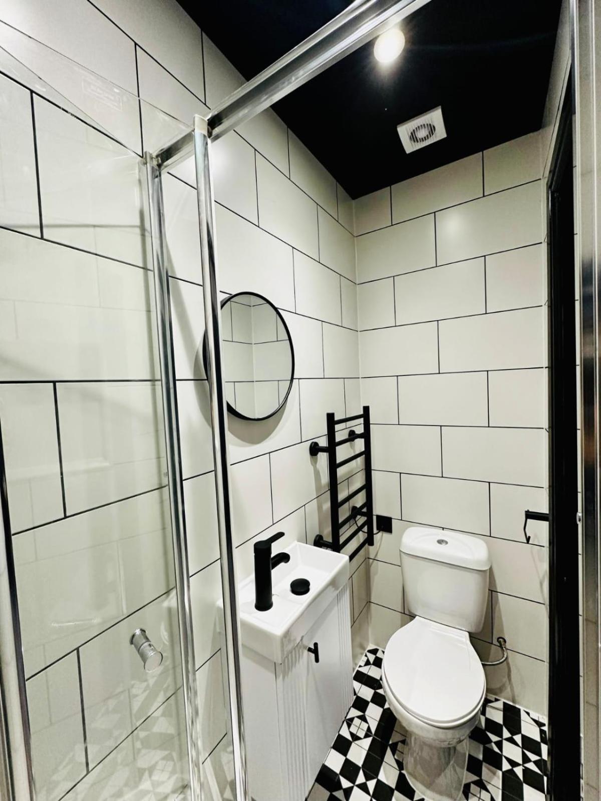 Luxury Studios In The City Centre Londra Esterno foto
